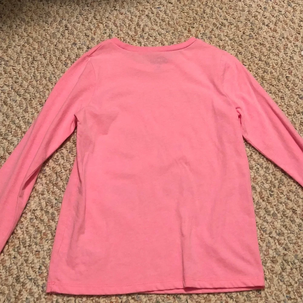 VGUC OshKosh long sleeve tee pink with silver sparkly dinosaurs 🦕